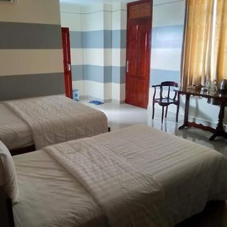 Khach San Long Ty Hotel Cà Mau Buitenkant foto