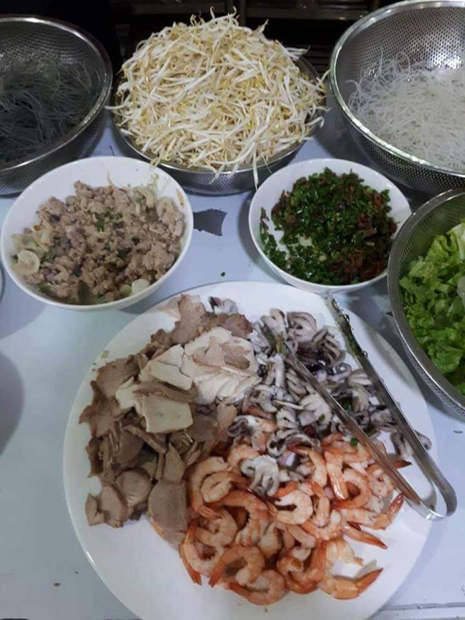 Khach San Long Ty Hotel Cà Mau Buitenkant foto